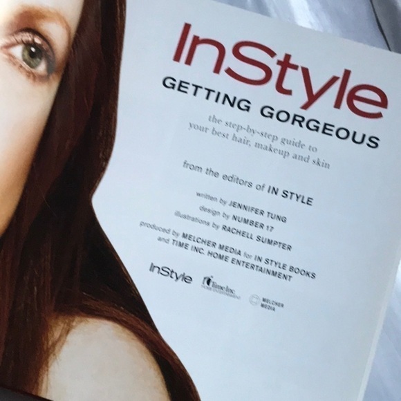 in style  getting gorgeous book. - Picture 3 of 8